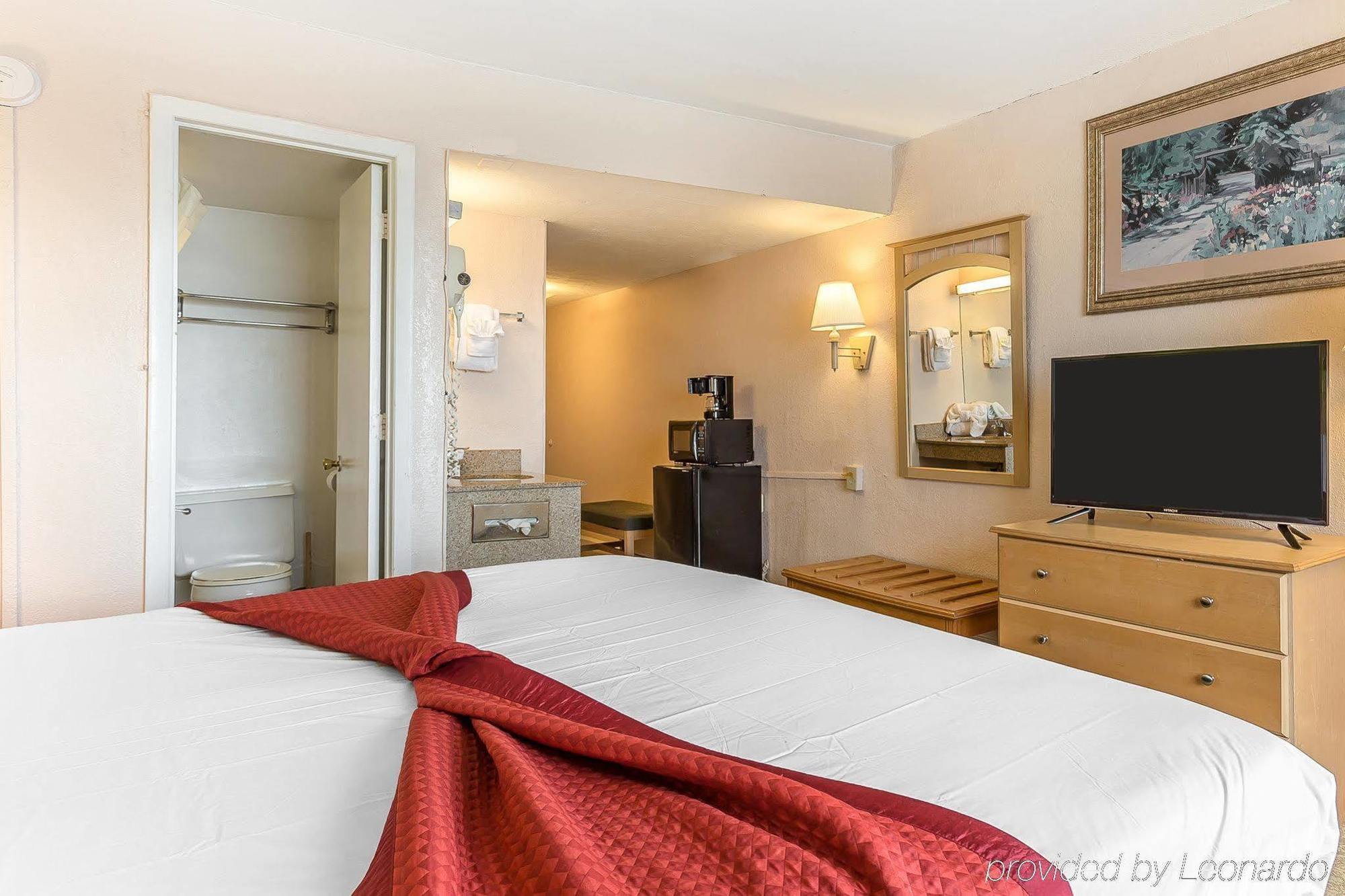 Ocean Star Hotel Миртъл Бийч Екстериор снимка